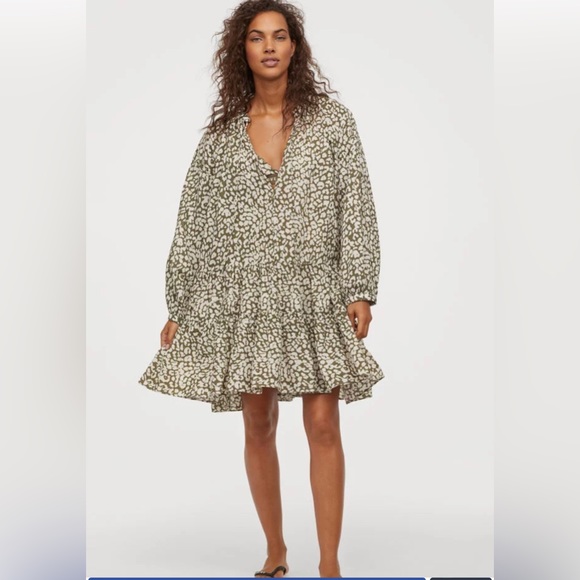 H&M hm Tiered Patterned Wide-cut V neck Tunic Mini Dress Cotton Cover Up XS NWT - Picture 3 of 16